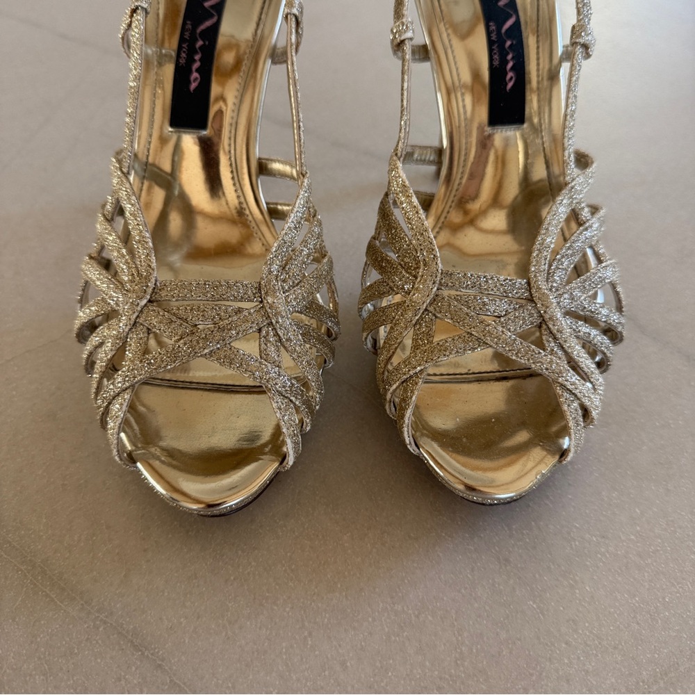 Nina Fonda Gold Glitter Strappy Platform Heels | Size 6 Slingback Dress Shoes - Picture 5 of 11